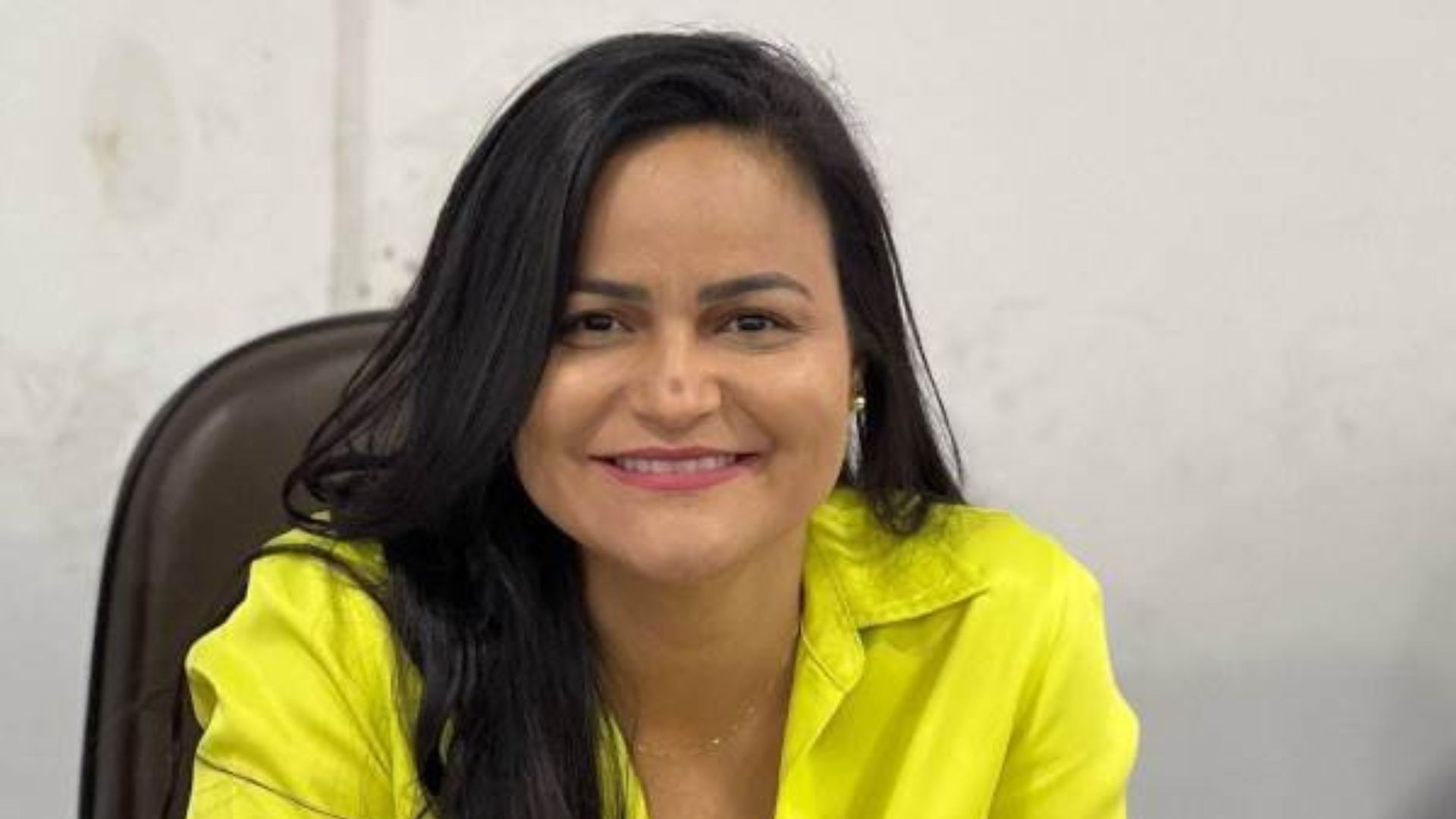 Débora Regis comemora avanço para implantação da Casa do Trabalhador em Lauro de Freitas: “Mais oportunidades para nossa gente”