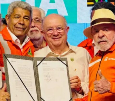 Imagem do post Zé Ronaldo surge ao lado de Lula e aumenta especulações