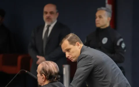 Imagem do post Mauro Cid passa por audiência no STF e retira tornozeleira eletrônica