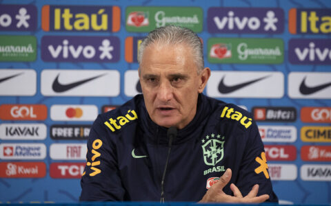 Imagem do post Ex-técnico da Seleção, Tite declara retorno à carreira após afastamento