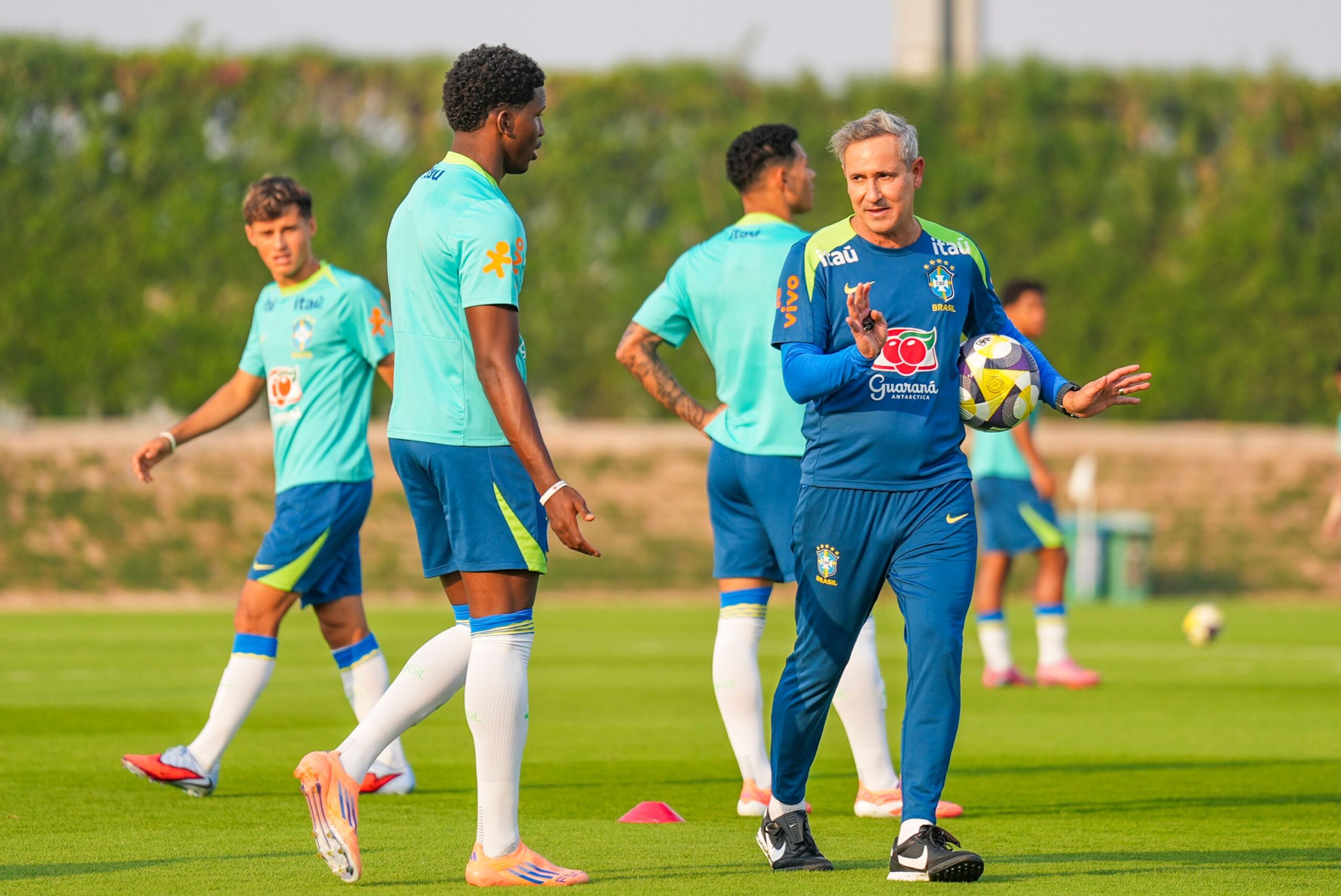 Dia de estreia! Seleção Sub-17 enfrenta Honduras nesta terça-feira