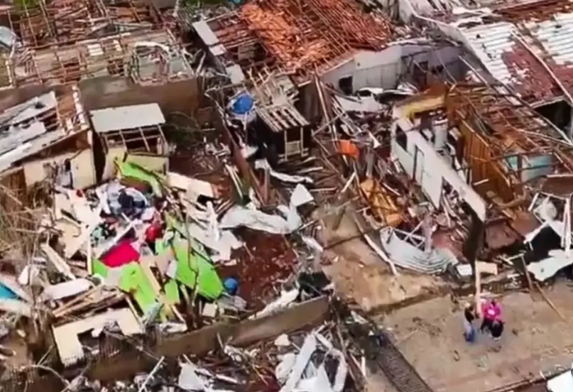 Tornado no Paraná: Rio Bonito do Iguaçu tem 90% da área atingida