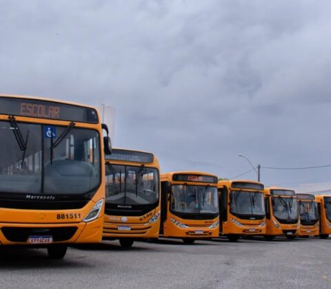 Imagem do post Lauro de Freitas ganha 35 novos ônibus escolares para mais de 4 mil alunos