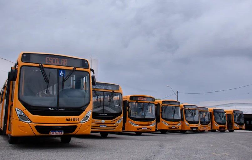 Lauro de Freitas ganha 35 novos ônibus escolares para mais de 4 mil alunos