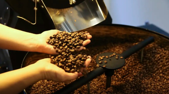 EUA reduzem tarifas para café, laranja, carne bovina e outros produtos