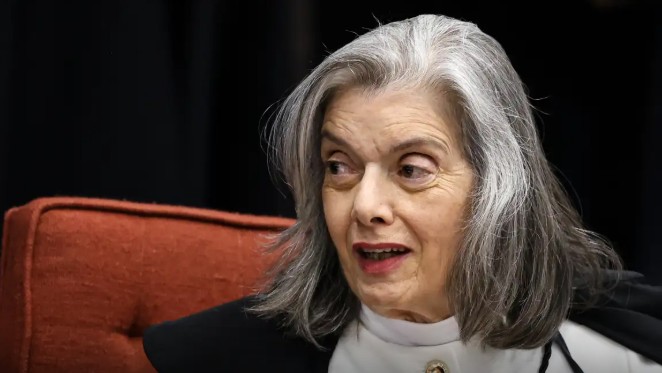 Cármen Lúcia ressalta gravidade da violência contra mulheres negras