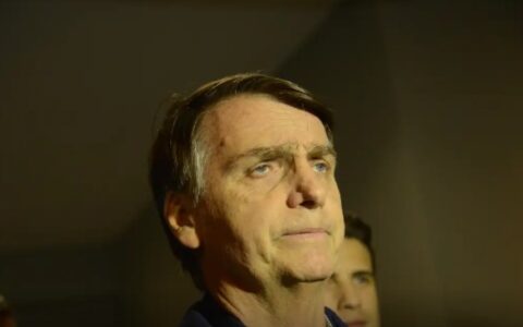 Imagem do post Defesa diz que Bolsonaro não usou celular durante visita de Nikolas