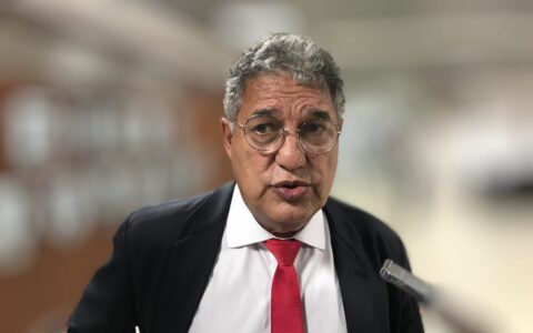 Imagem do post Oposição só joga pedra em árvore que dá fruto, diz líder do governo