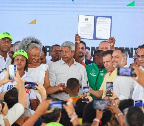 Imagem do post “Carnaval tem que ser o espaço do trabalho decente”, diz Augusto Vasconcelos
