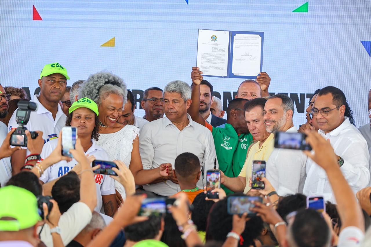 “Carnaval tem que ser o espaço do trabalho decente”, diz Augusto Vasconcelos