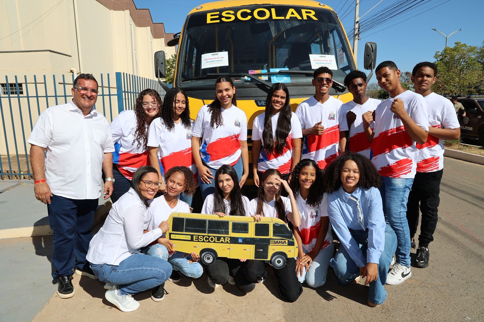 Estudantes decidem o futuro da educação: nasce o projeto “Vozes da Educação” na Bahia