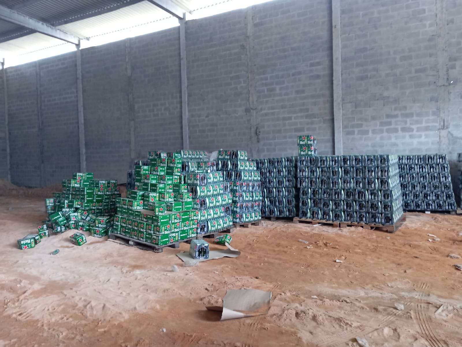 Carga de R$ 350 mil em cerveja é recuperada pela Polícia em Salvador