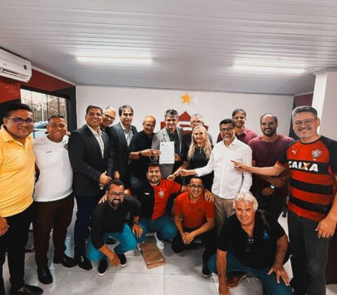 Imagem do post Marcone Amaral registra candidatura à presidência do Vitória e faz história como o primeiro ex-jogador a disputar comando do clube