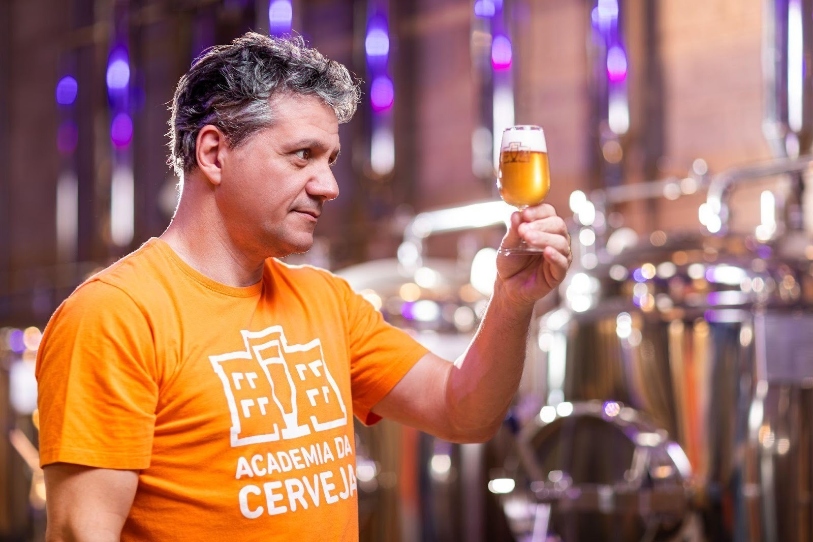 Ambev revela segredos do teste do chá e fermento para cerveja