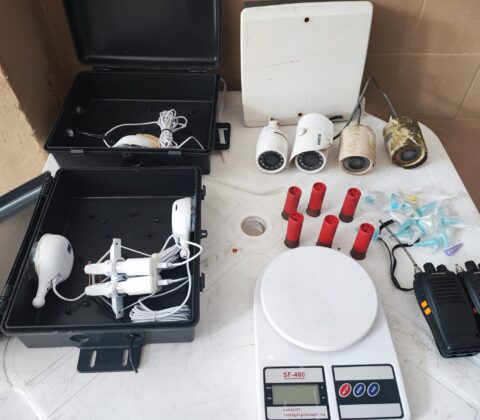 Imagem do post BBB do tráfico: PM apreende munições e câmeras clandestinas em Pirajá