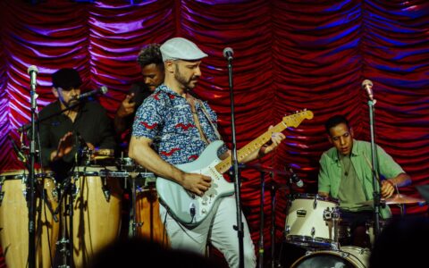 Imagem do post Nova geração da música baiana domina palco do Teatro Gamboa
