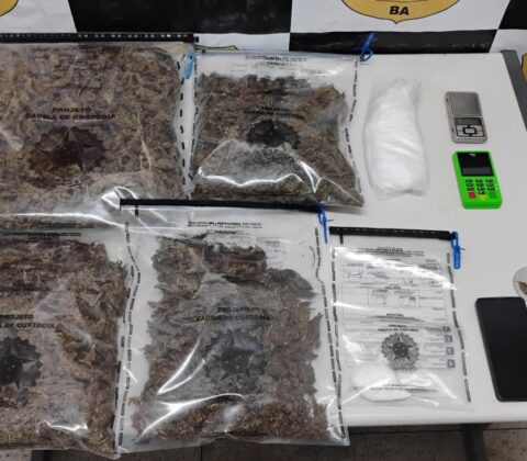 Imagem do post Jequié: Polícia apreende cocaína e maconha; suspeito de tráfico é preso