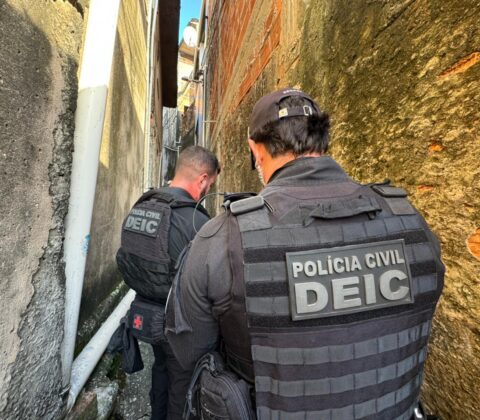 Imagem do post Líder de roubo a farmácias preso em motel no Costa Azul