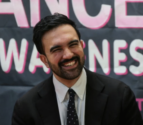 Imagem do post NY elege prefeito progressista e primeiro muçulmano