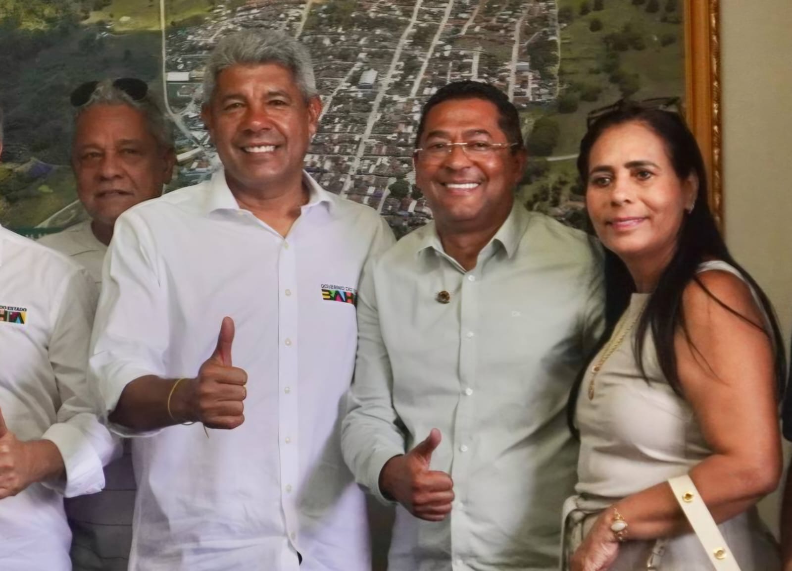 Prefeito que votou com ACM Neto declara apoio a Jerônimo Rodrigues