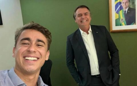 Imagem do post Defesa diz que Bolsonaro não usou celular durante visita de Nikolas