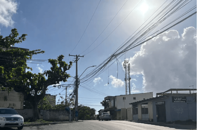 Homem é baleado no Imbuí, em Salvador