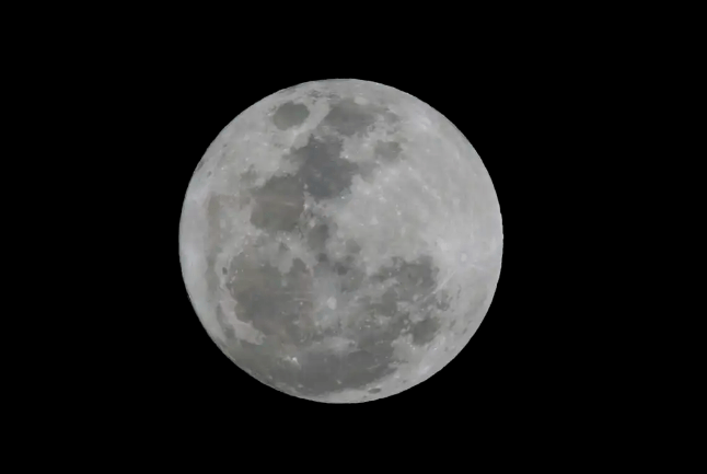 Fenômeno: Segunda superlua do ano fica visível no Brasil