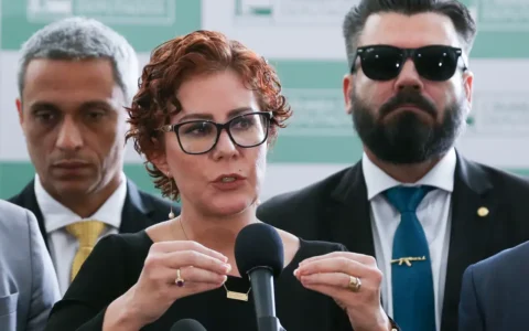 Imagem do post Zambelli deve ficar presa em Brasília se for extraditada pela Itália