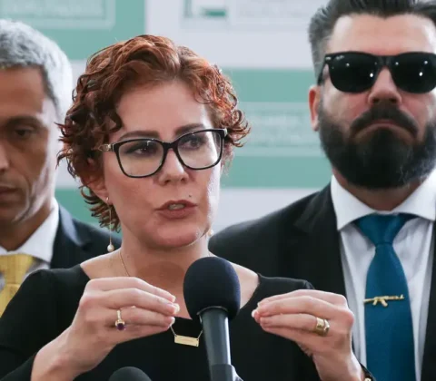 Imagem do post Zambelli deve ficar presa em Brasília se for extraditada pela Itália