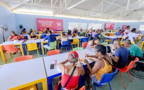 Imagem do post Ambulantes recebem almoço gratuito e passagens para trabalhar no Festival Virada Salvador 2026