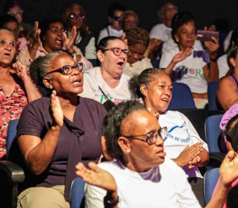 Imagem do post Prefeitura leva 800 idosos para show de Roberto Carlos e transforma Natal em noite histórica em Salvador