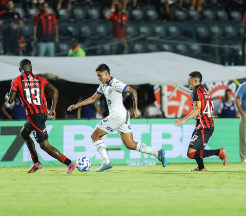 Imagem do post Ba-Vi do Brasileirão pode ser adiado se o Bahia avançar para a 3ª fase prévia da Libertadores