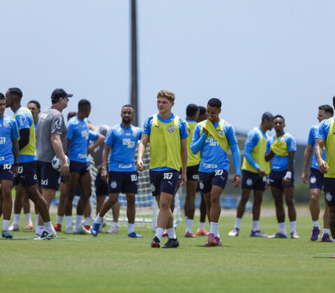 Imagem do post Com Dell e Ruan Pablo, Bahia realiza treino tático com foco no Sport