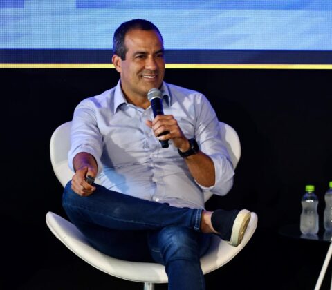 Imagem do post Bruno Reis anuncia transporte gratuito e refeições no Restaurante Popular para ambulantes no Virada Salvador