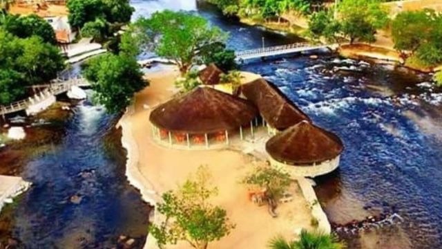 Correntina registra alta procura turística no Réveillon e terá show de Tony Salles na virada