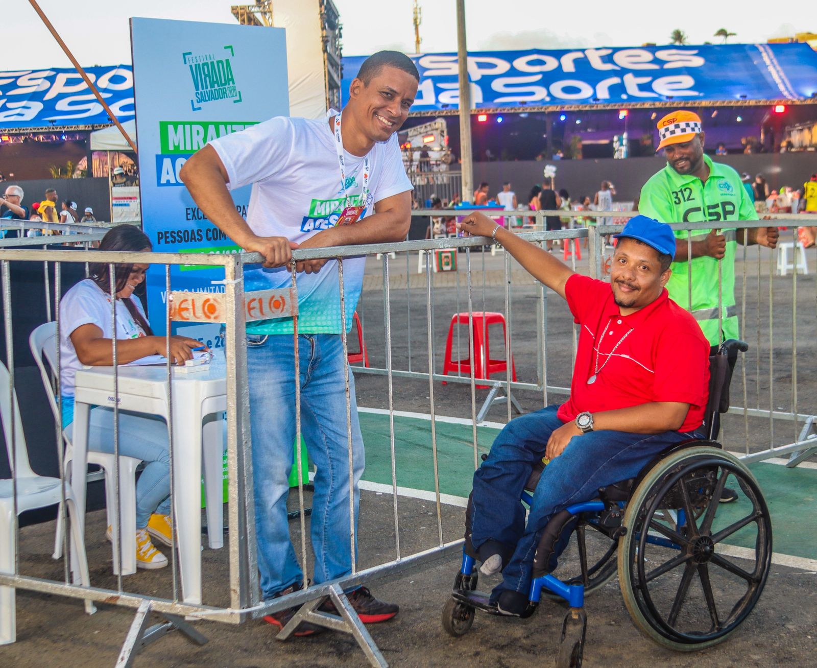 Festival Virada Salvador reforça inclusão com Camarote Acessível para PCDs