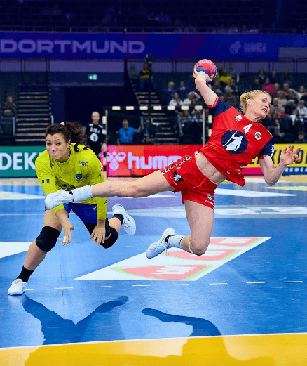 Noruega domina, mas Brasil conquista classificação às quartas