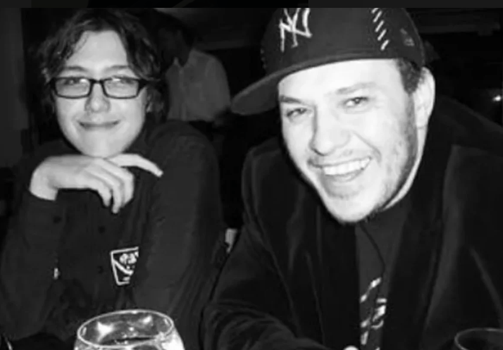 Filho e viúva de Chorão perdem controle da marca