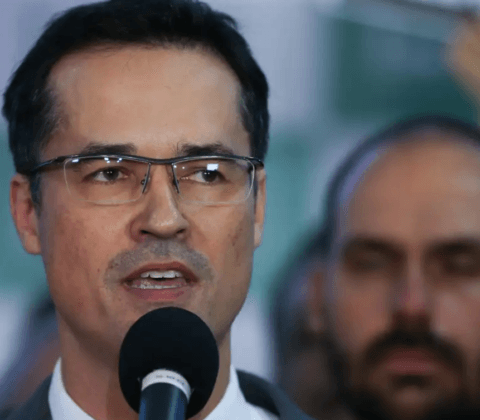 Imagem do post Deltan paga indenização a Lula por PowerPoint da Lava Jato