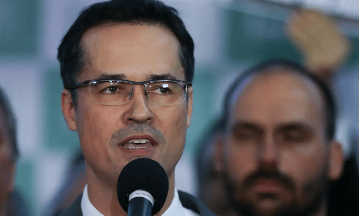 Deltan paga indenização a Lula por PowerPoint da Lava Jato