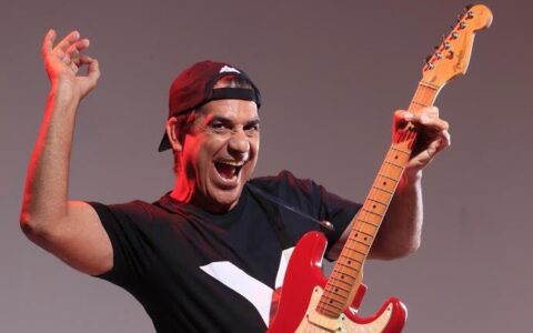 Imagem do post Bloco Me Abraça anuncia dois dias históricos com Durval Lelys