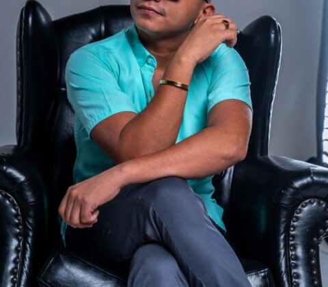 Imagem do post Santiago lança projeto em homenagem a Cartola