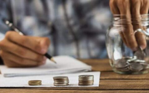 Imagem do post Com a segunda parcela do 13º a caminho, especialista orienta sobre como planejar a renda extra