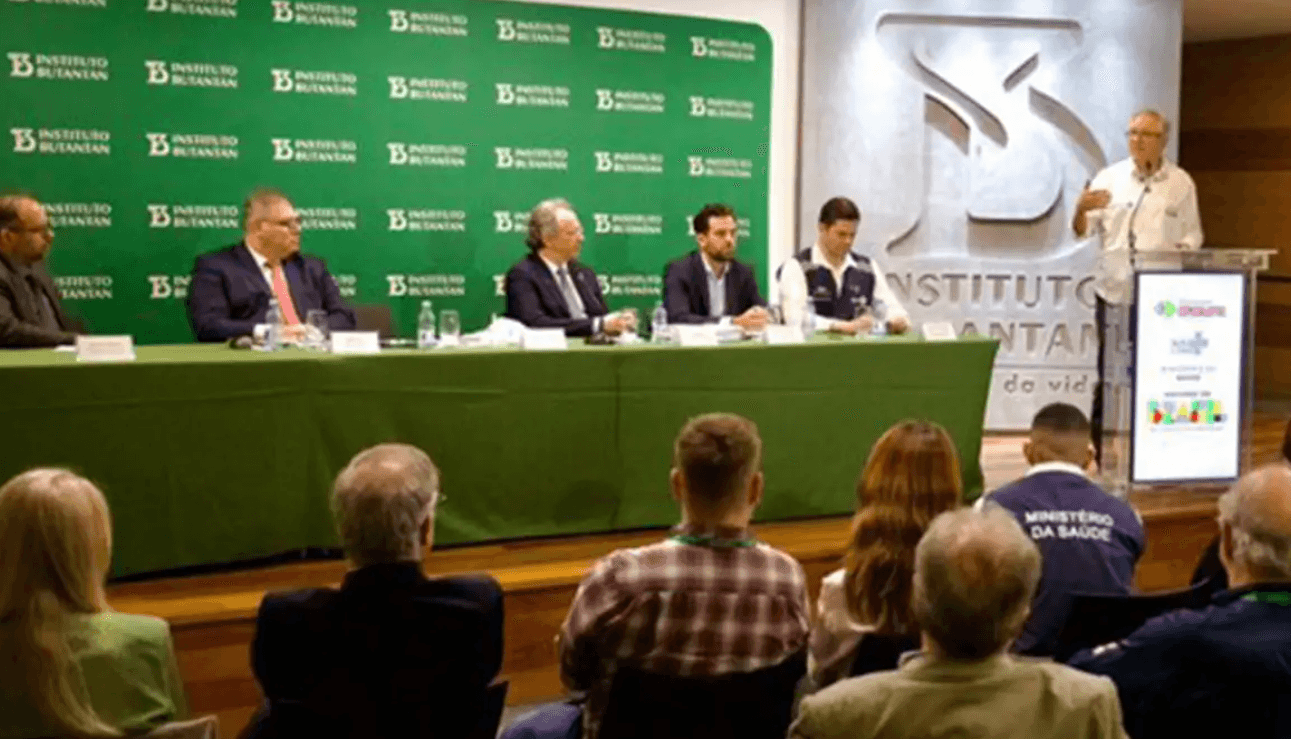 Vacina da dengue do Butantan começa a ser aplicada em janeiro