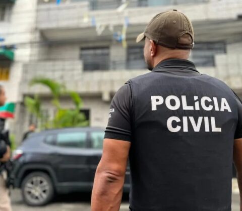 Imagem do post Quatro são presos por tráfico de drogas em Itapuã