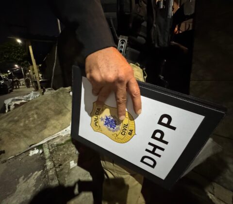 Imagem do post Triplo homicídio: líder do tráfico se entrega e já são cinco presos