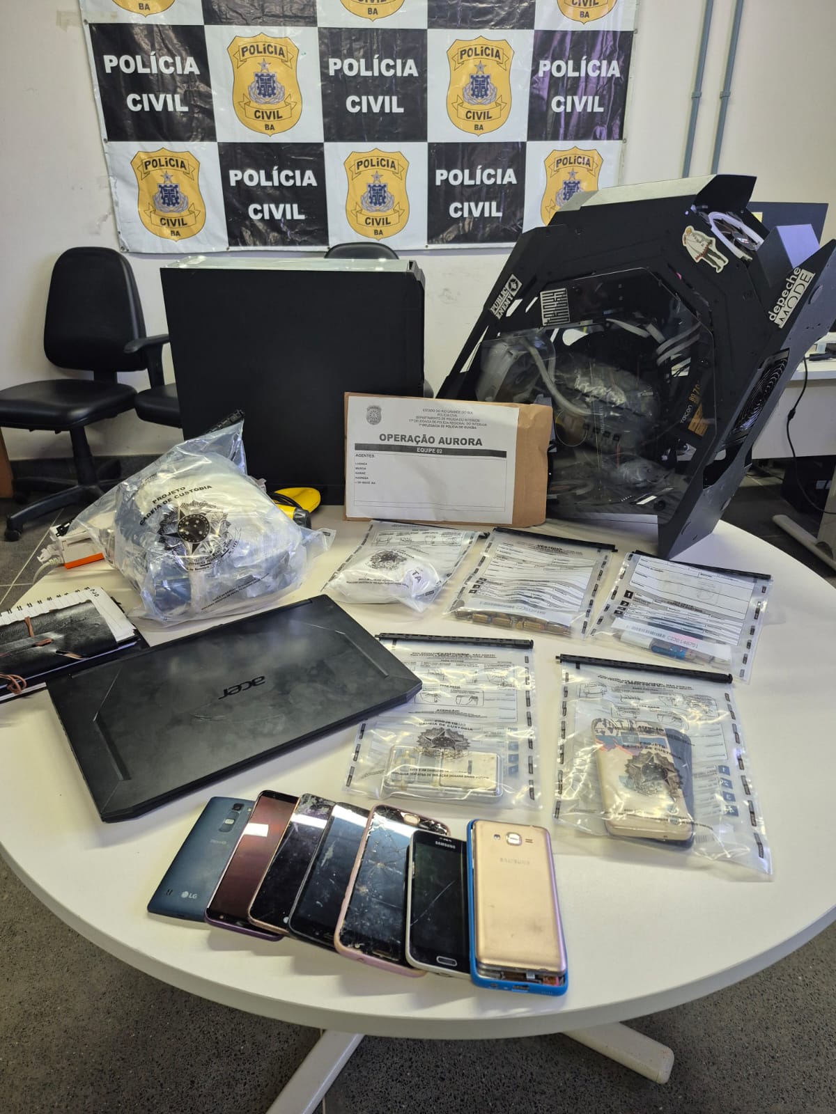 Casal é preso em megaoperação contra rede de aborto clandestino