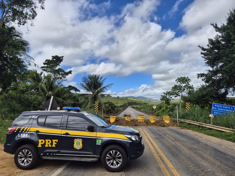 DNIT libera ponte na BR-101 e muda trânsito no sul da Bahia