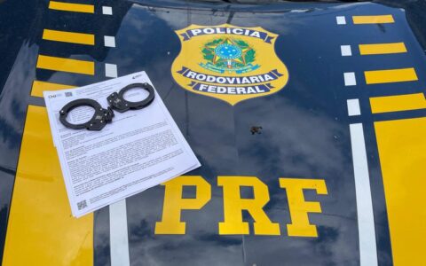 Imagem do post PRF prende foragido por homicídio durante operação na BR-116