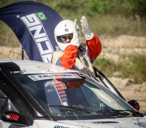 Imagem do post Piloto tricolor Roberto Cunha é campeão baiano